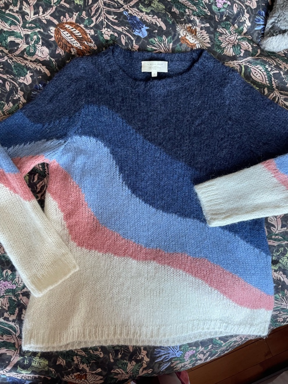 Sezane alpaga/mohair Crewneck Sweater in Navy, Light Blue, Pink & Cream-S
